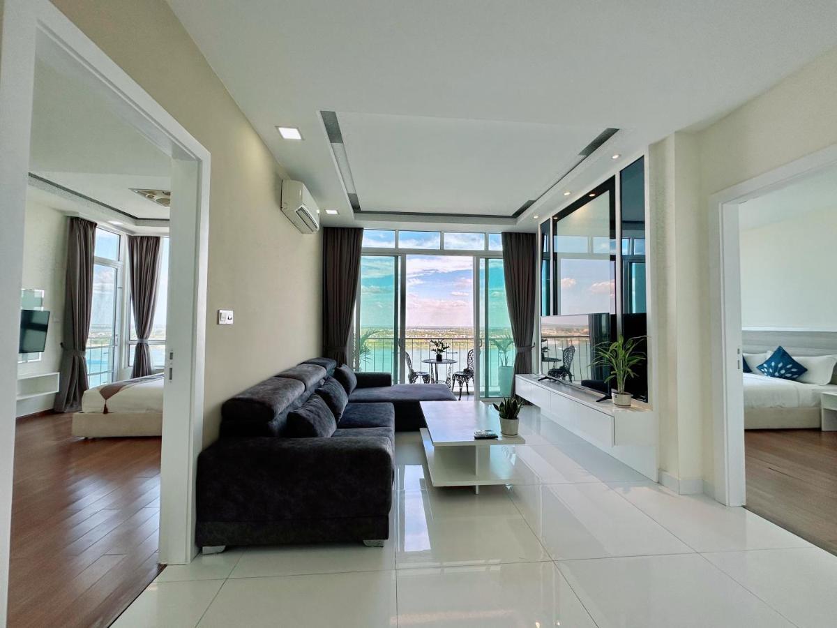 Infinity 28 And Apartment *