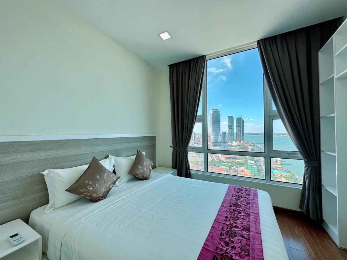 Infinity 28 And Apartment *