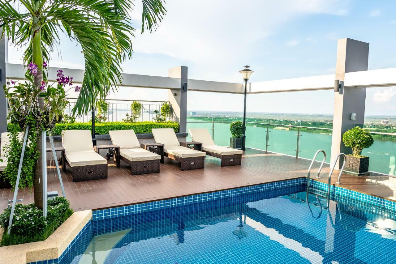 Apartment Infinity 28 And